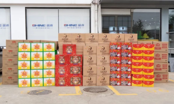 小年至 年味濃！關(guān)懷備至，濃濃溫情暖人心